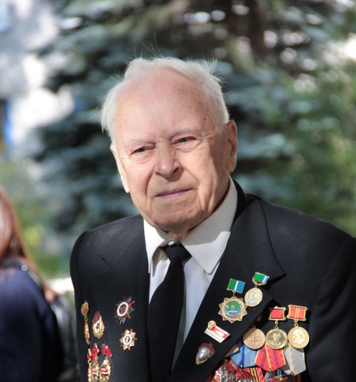 Юнармейский отряд школы №11 будет носить имя Почётного гражданина Зеленодольского района Николая Петровича Лазарева
