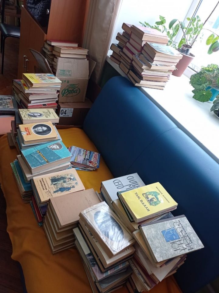 Около 500 книг собрали зеленодольцы для бойцов, находящихся в Казанском госпитале на лечении и реабилитации