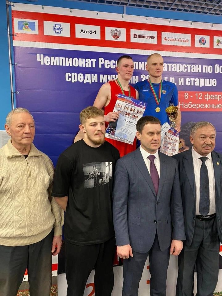 Зеленодолец стал серебряным призёром Чемпионата Республики Татарстан по боксу