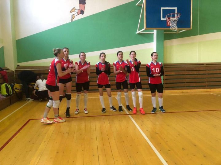 Зеленодольская сборная по волейболу заняла 1 место в турнире в Апастово