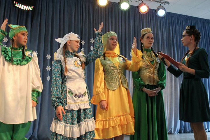 В Зеленодольском механическом колледже прошел народный праздник весеннего равноденствия «Нәүрүзбикә-2023»