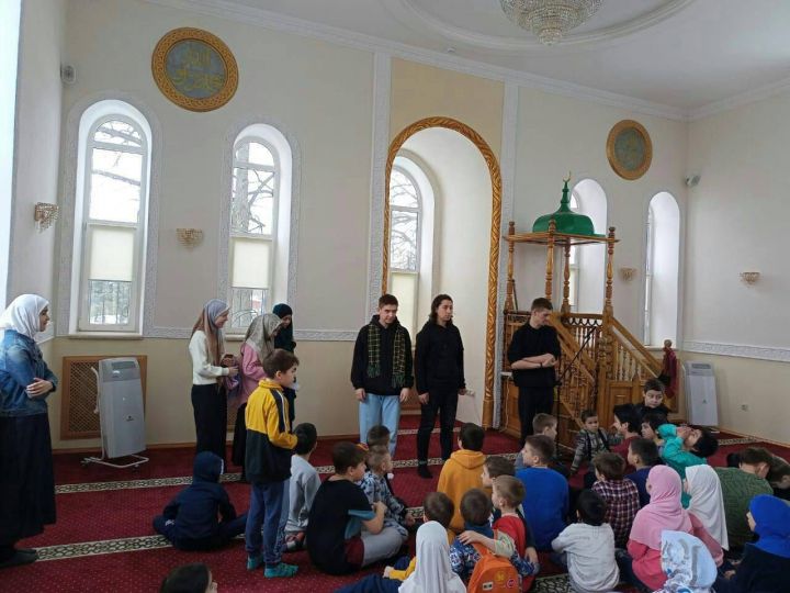 В зеленодольской мечети «Тарихи» прошёл квест для детей