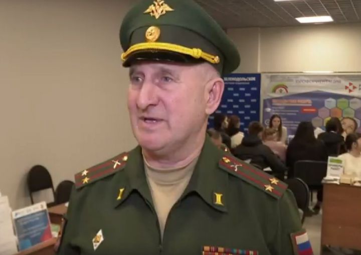 Военный комиссар Зеленодольска: «Мы разъясняем основные требования для поступления на военную службу по контракту»