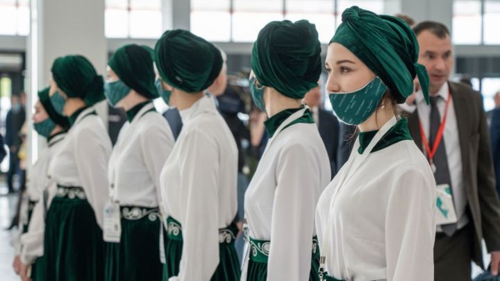 Более 800 волонтеров будут помогать на Международном экономическом форуме «Россия – Исламский мир: KazanForum»