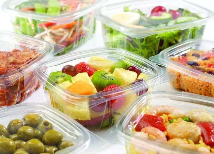 Какие продукты боятся пластиковых контейнеров