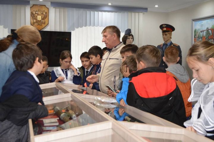 Лицеисты Зеленодольска посетили отдел полиции