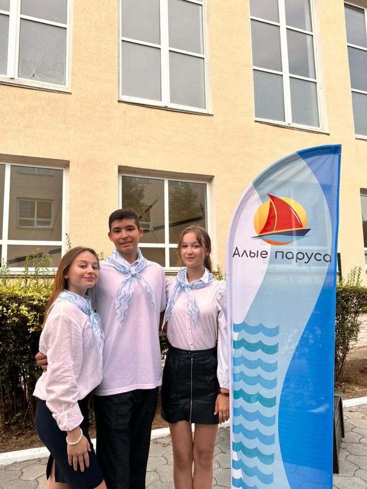 Неожиданная победа: Ученики гимназии №3 на литературной смене в Крыму