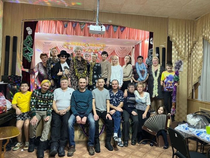 Замечательно встретили Новый год в Зеленодольском обществе глухих