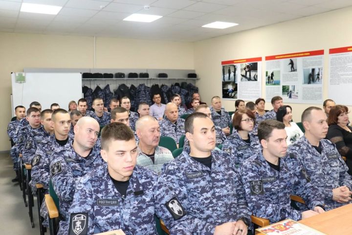 В Зеленодольске отметили 72-ю годовщину со дня образования службы вневедомственной охраны