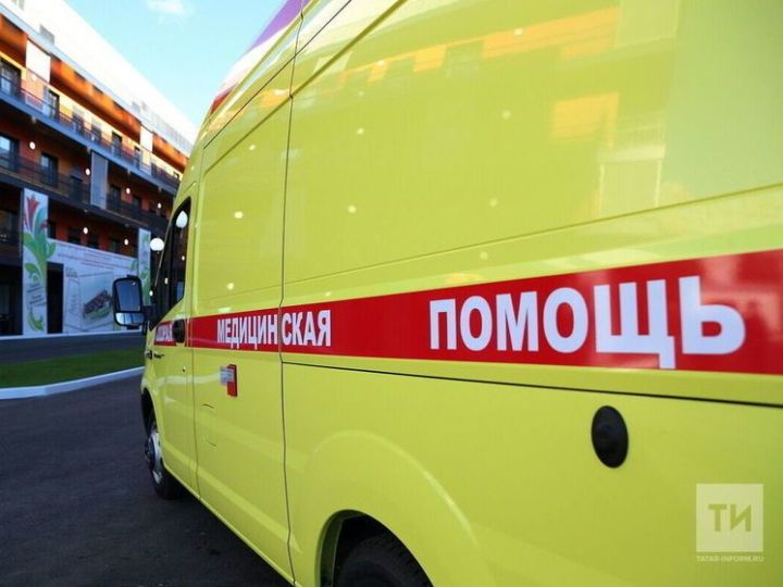 В Казани в ДТП со скорой помощью пострадали пять человек
