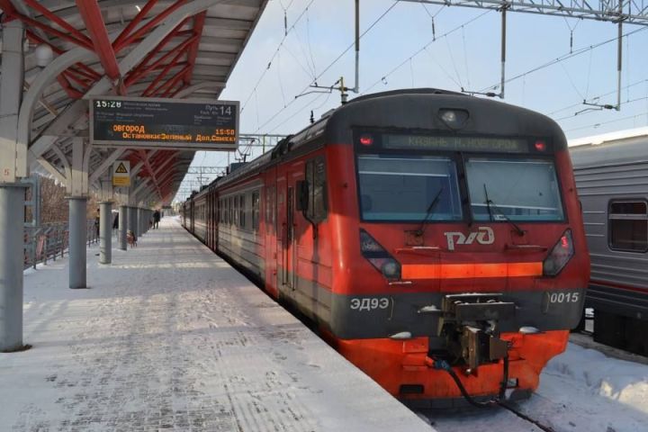 С 1 марта изменится расписание и время в пути для ряда пригородных поездов