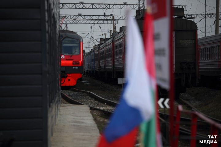 Дополнительные электрички назначат в Татарстане в летний период