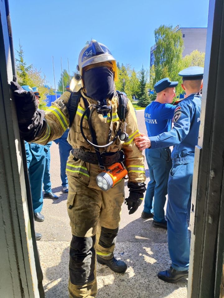 «Максимально приближено к условиям реального пожара...»