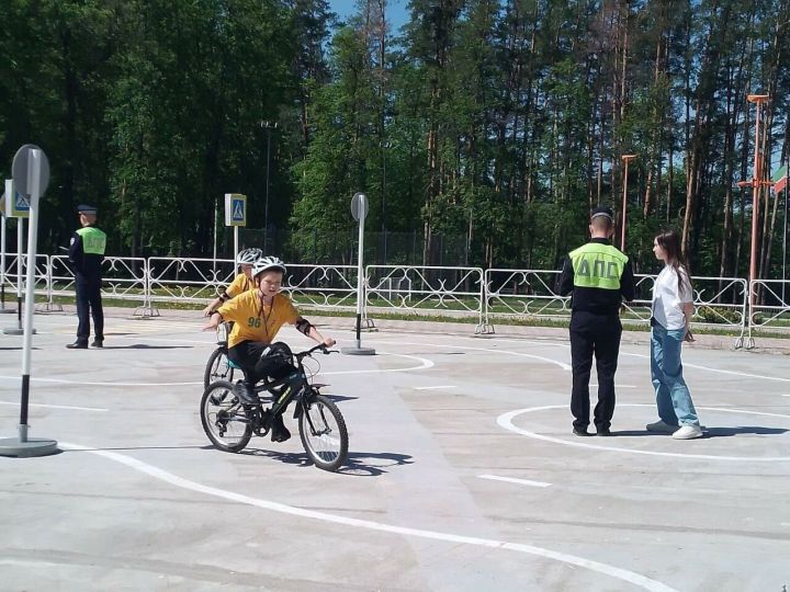 В Нижнекамске определили победителей конкурса «Безопасное колесо — 2024»