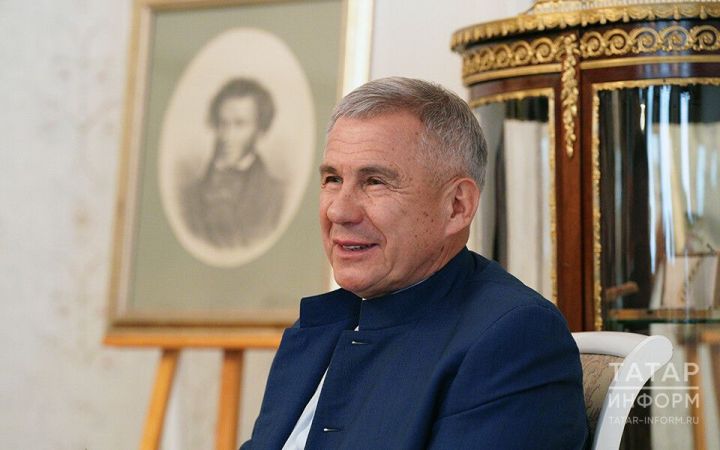 Раис РТ поздравил всех жителей республики с Днем русского языка и 225-летием со дня рождения Александра Пушкина