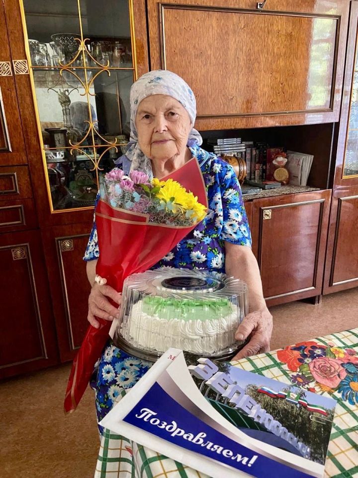 Жительница Зеленодольска отметила 95-летний юбилей