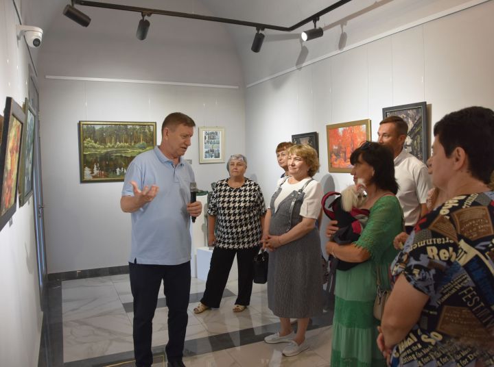 В художественной галерее POZIS открылась выставка Геннадия Лисина