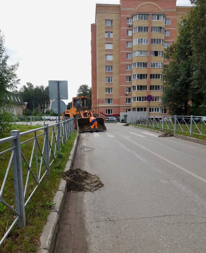 В Зеленодольске ежедневно ведутся работы по очистке города