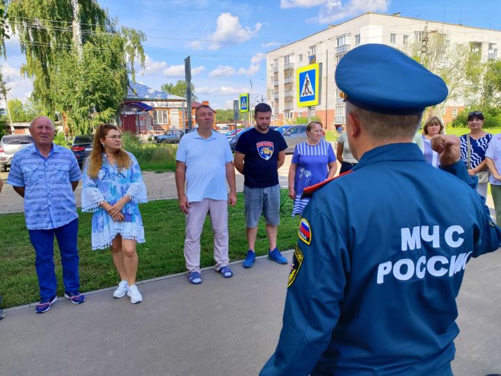 Зеленодольские пожарные провели учения в поселке Васильево