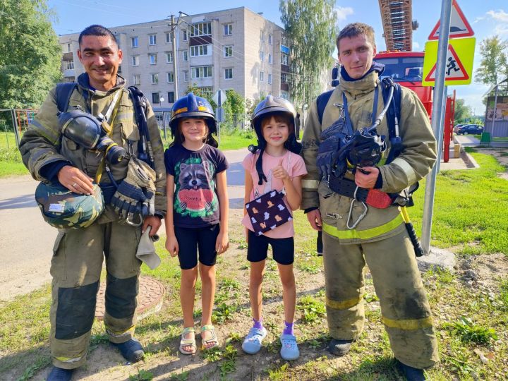 Зеленодольские пожарные провели учения в поселке Васильево