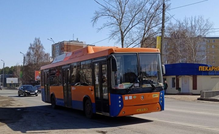 Руководитель Зеленодольского ПАТП отвечает на вопросы об автобусах о грубости и правилах перевозки пассажиров