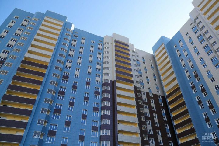 Ежемесячный платеж по социальной ипотеке вырос на 3463,35 рубля и теперь составляет 11 990 рублей