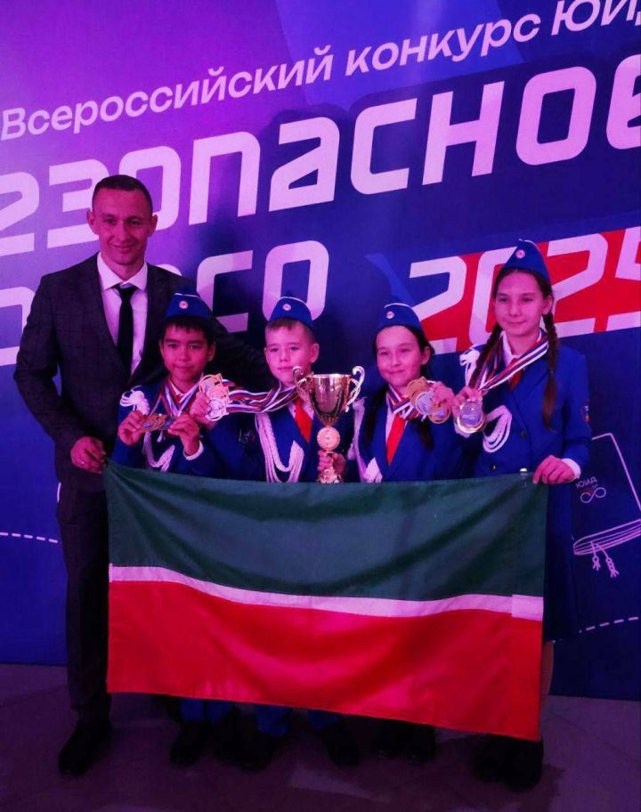 Команда юных инспекторов движения Татарстана завоевала серебряные медали на Всероссийском конкурсе «Безопасное колесо»
