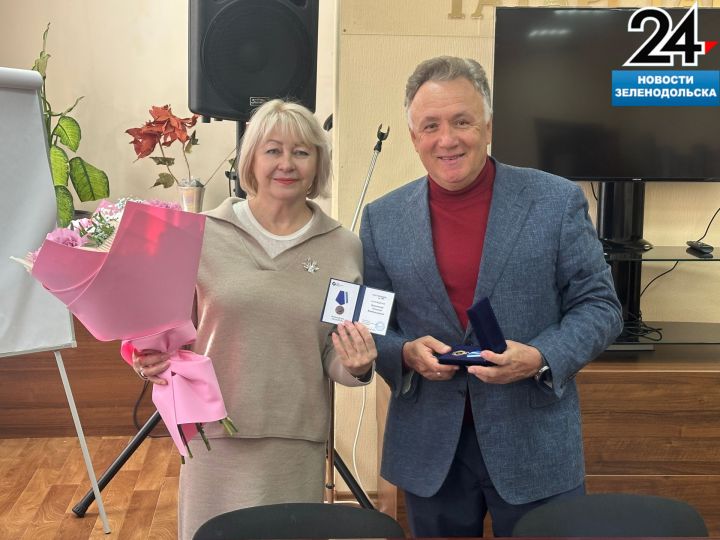 Известный в Зеленодольске и республике журналист Татьяна Витовская удостоена высокой награды