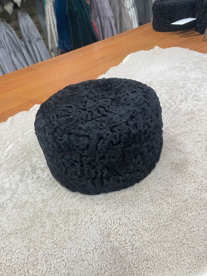 Дизайнер из Зеленодольска Алексей Егоров приспособил тюбетейку к стандартам современной моды