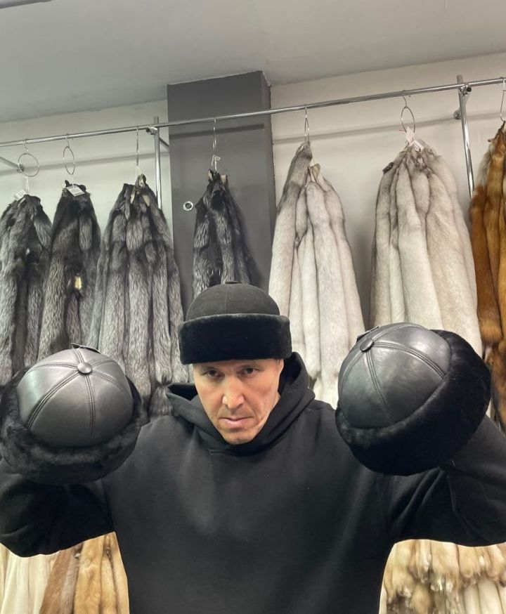 Дизайнер из Зеленодольска Алексей Егоров приспособил тюбетейку к стандартам современной моды