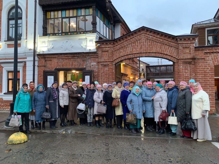 Благотворительный фонд «Добродело» провел акцию «Едем в театр»