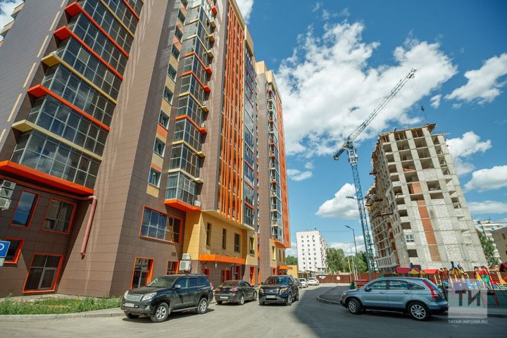 Всё больше жителей Татарстана оформляют недвижимость через электронные обращения