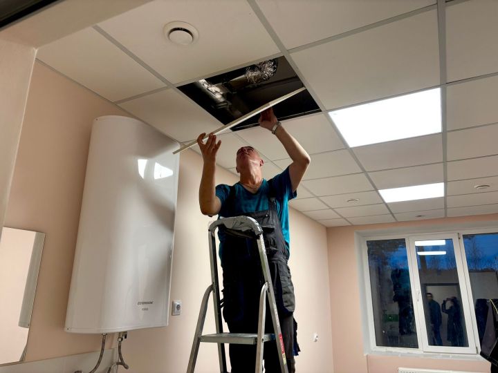 Глава района Михаил Афанасьев посетил стационар Васильевской больницы