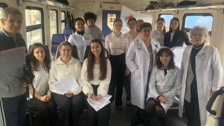 В Свияжск съездила «Электричка здоровья»