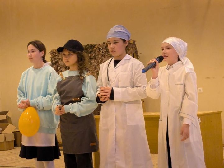 Воспитанники молодежного клуба «Авангард - Разноцветная Зебра»  в селе Северные Нурлаты подготовили концерт для волонтеров