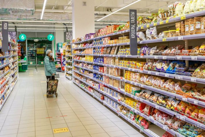 Депутат Госдумы Борис Чернышов предложил отделить полки с продуктами с истекающим сроком годности