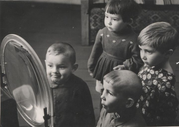 Как 65 лет назад зеленодольцы смотрели через лупу первые телетрансляции