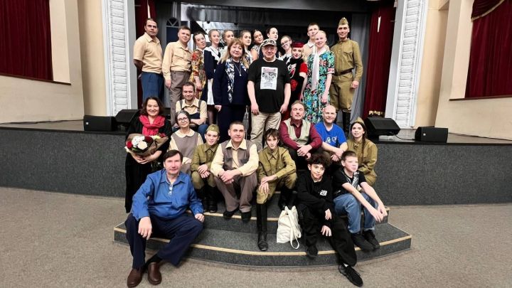 Зеленодольским зрителям представили музыкальную патриотическую притчу «Храни меня, любимая!»