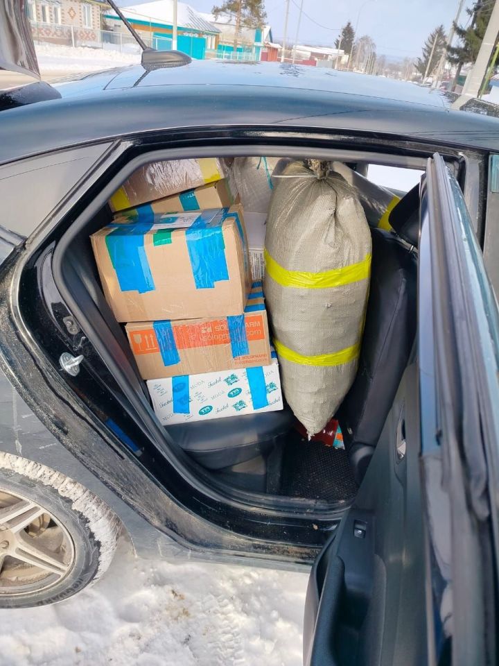 Нурлатский штаб волонтеров «Надежда» передал бойцам полка 1234 очередную партию гуманитарной помощи