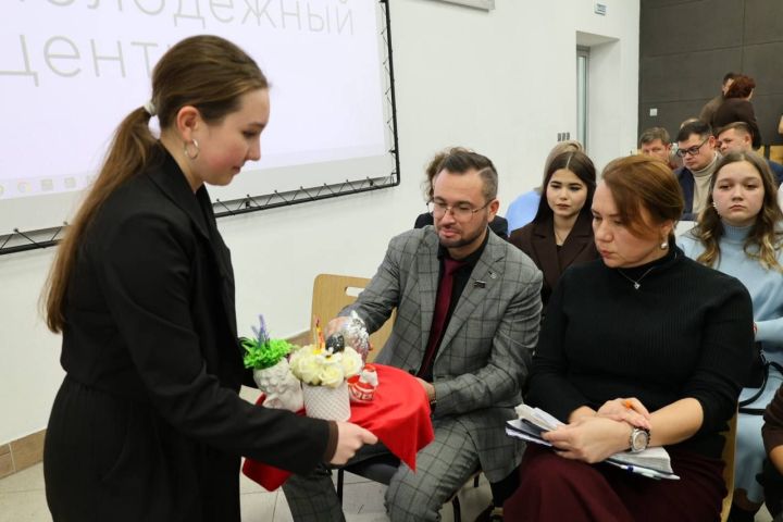 В МЦ «Порт» прошел финал конкурса - «Лучший Инвестиционный проект 2025» среди школьников Зеленодольского района