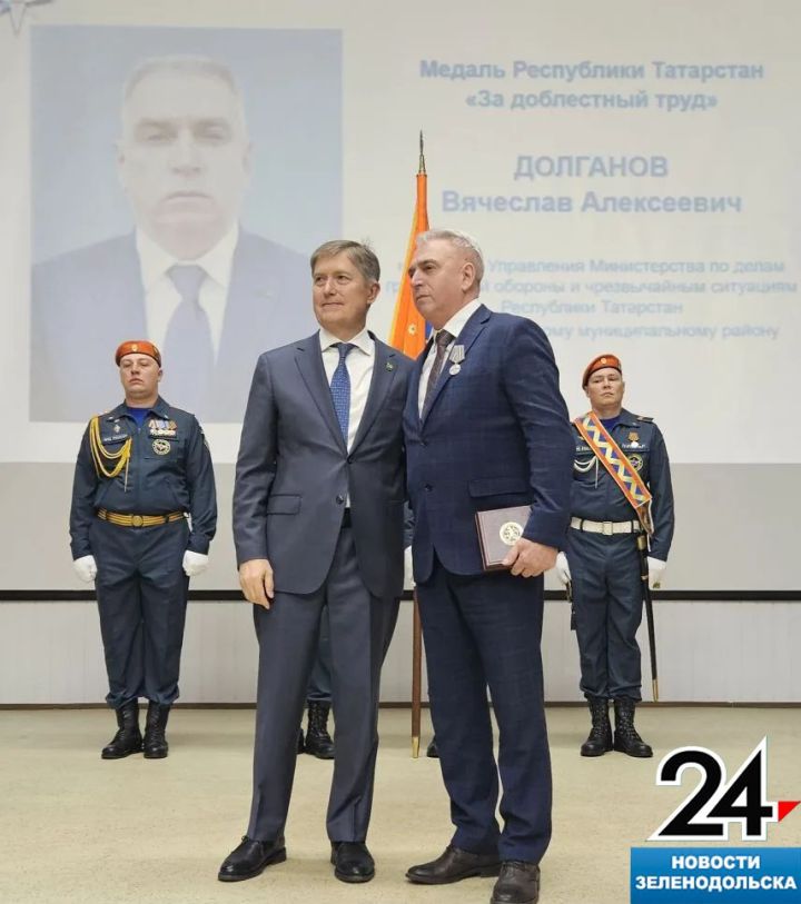 Медалью Республики Татарстан «За доблестный труд» награжден зеленодолец Вячеслав Долганов