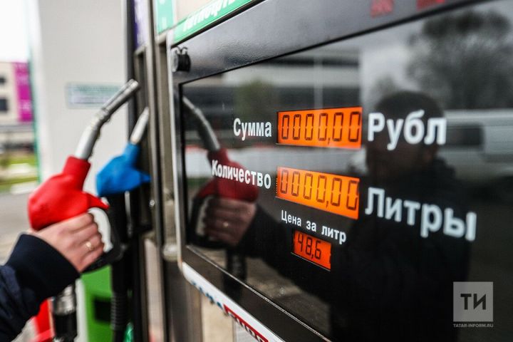 Доцент Финансового университета рассказал, что будет с ценами на бензин в марте