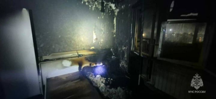 В Набережных Челнах пенсионерка погибла в пожаре, её сын госпитализирован