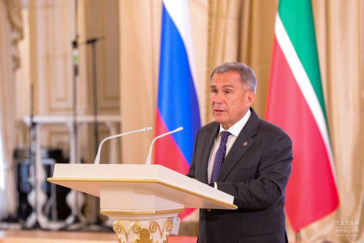 Рустам Минниханов желает, чтобы День защитника отечества стал проявлением единства