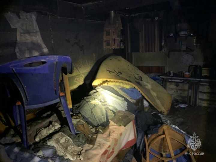 В Елабуге два человека погибли в загоревшемся гараже