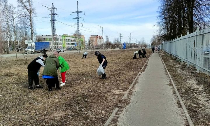 В Зеленодольске прошли первые весенние субботники