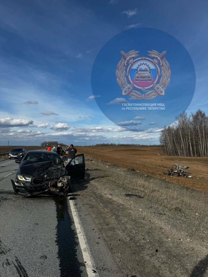 Водитель за рулем BMW спровоцировал ДТП на трассе Татарстана: есть двое погибших