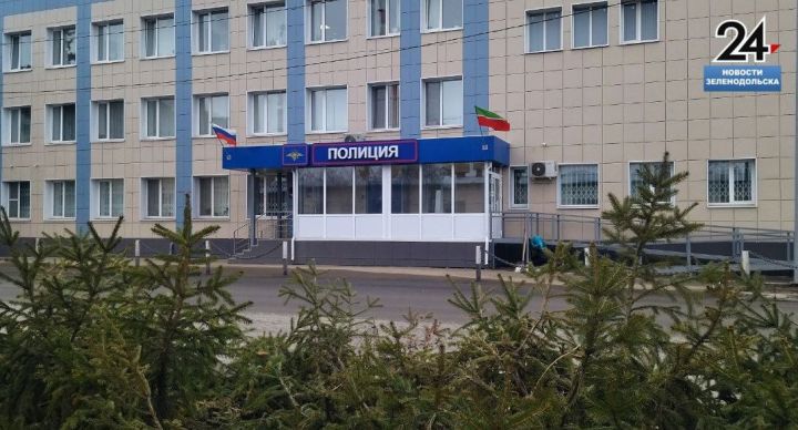 На этой неделе украли: машину, деньги, чужую карту