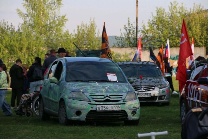 Впервые в Васильево прошел конкурс-выставка «Боевая техника»