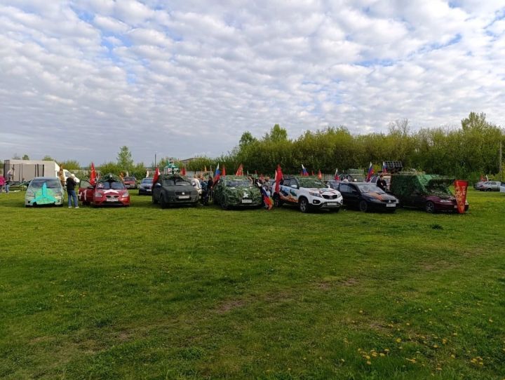 Впервые в Васильево прошел конкурс-выставка «Боевая техника»